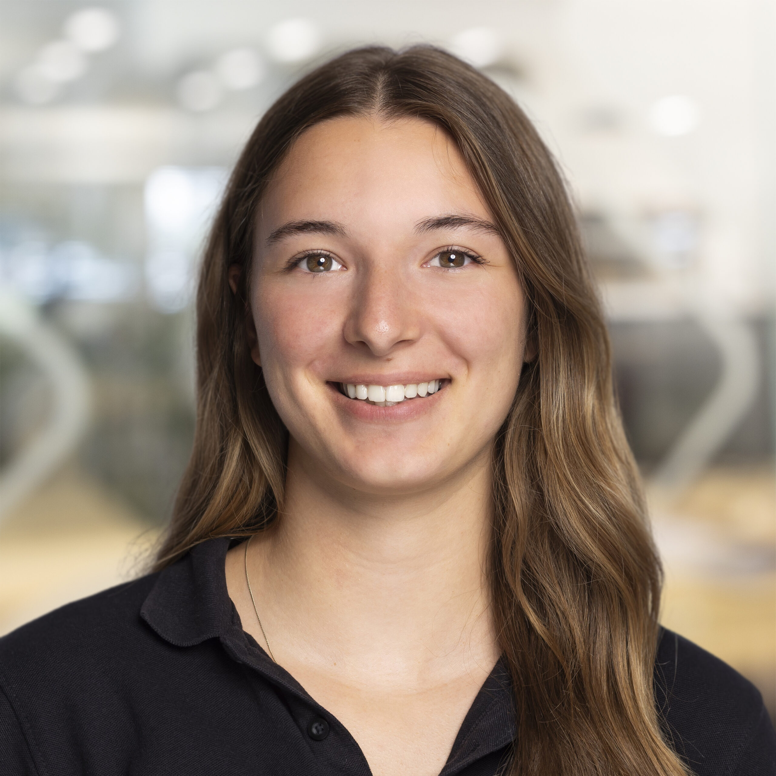 Lenja Keller; Paid Ads Consultant bei Online Rebellion